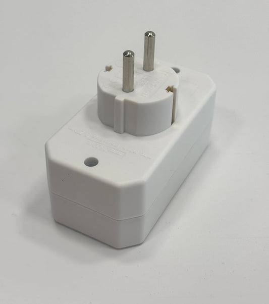 500 Stück – B2B-Angebot: Multistecker Adapter Schutzkontakt für Wiederverkäufer & Handel